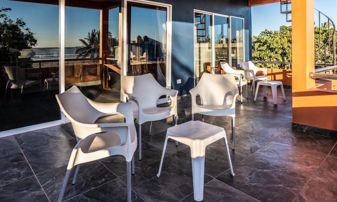 Casa Belen - Beautiful Beach View Home On Stone Island Исла-ла-Пьедра Экстерьер фото