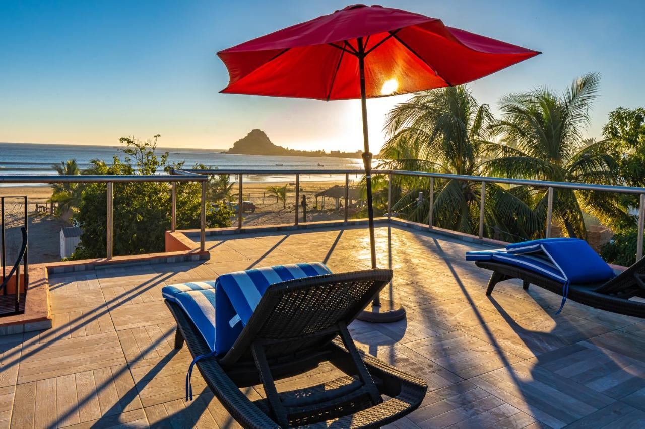 Casa Belen - Beautiful Beach View Home On Stone Island Исла-ла-Пьедра Экстерьер фото